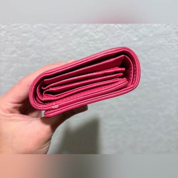 MCM Sweet Visetos Wallet - Picture 12 of 16